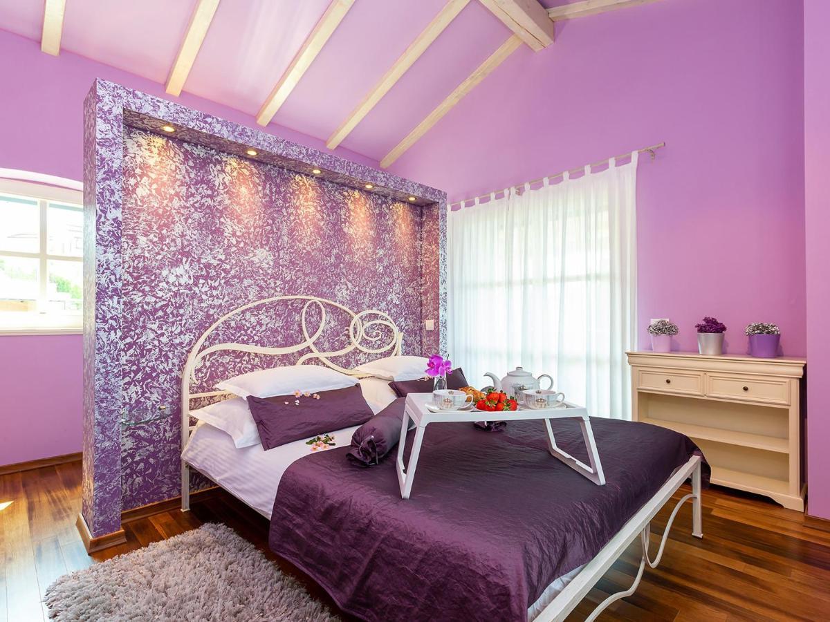 Villa Salvea With Heated Pool Montizana Екстер'єр фото