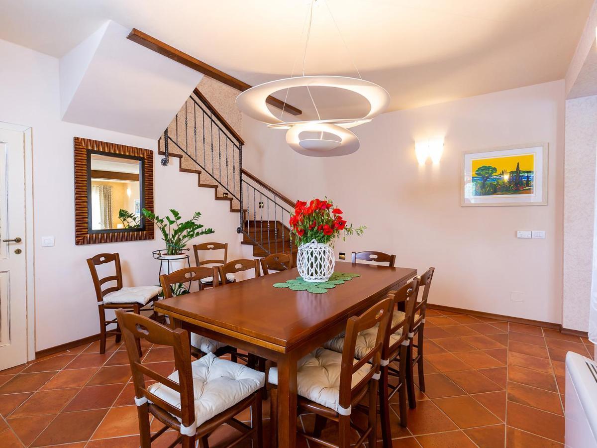 Villa Salvea With Heated Pool Montizana Екстер'єр фото